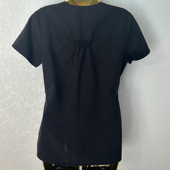 Greys Anatomy Black Scrub by Barco Size Small 2 pockets plus a pen pocket vneck - Picture 4 of 16